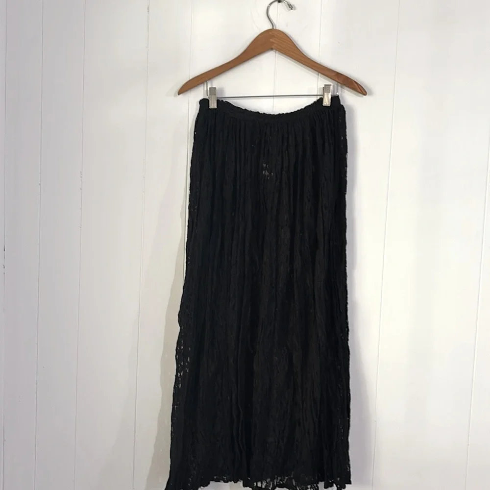 Vintage Express Tricot
All Lace Black Midi Skirt Size L NWT - Picture 1 of 12